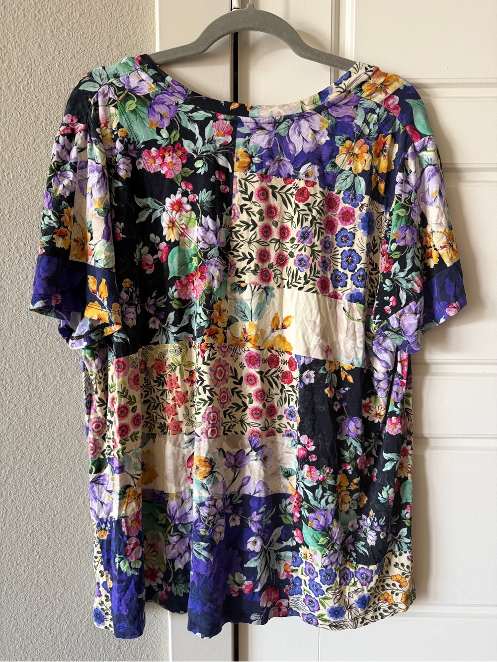 Johnny Was The Janie Favorite Sky Flower Short Sleeve V-neck Swing Tee XXL - Picture 7 of 7